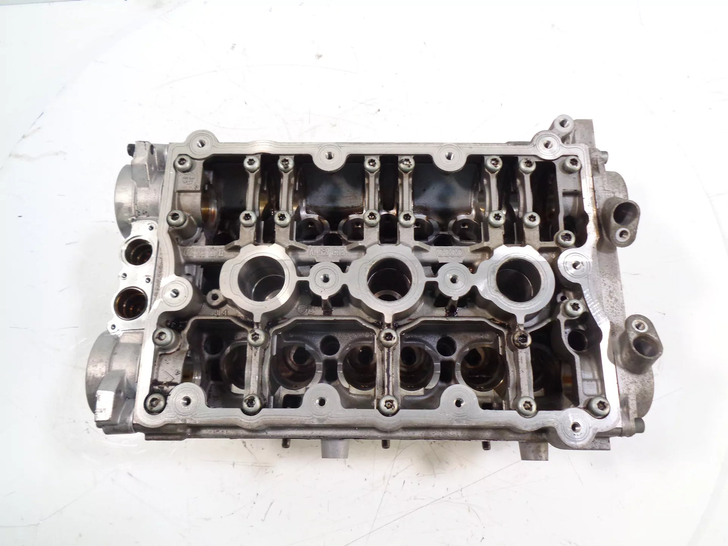 Culata Audi 3,0 V6 gasolina ASN 06C103373E