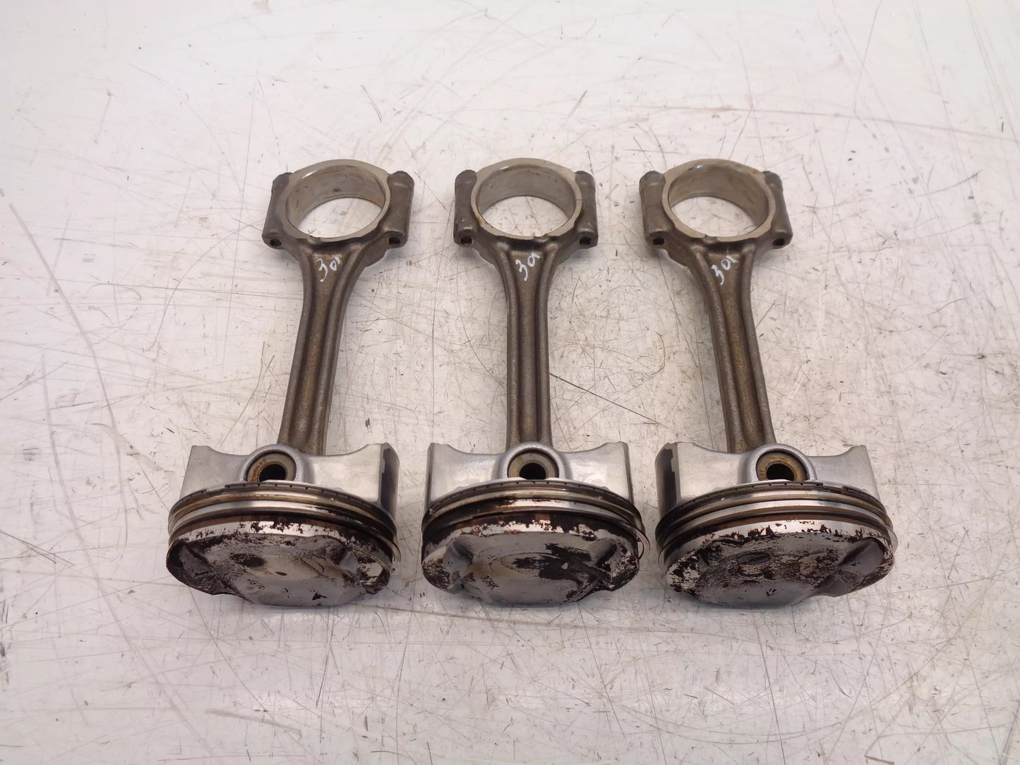 biela de pistón Opel Corsa F 1.2 gasolina F12XEL EB2FAD 3 unidades