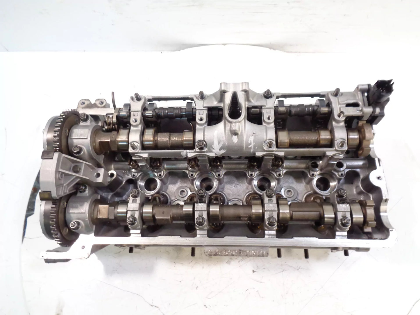 Culata izquierda defectuosa BMW Serie 5 E60 E61 X5 545 i 4.4 V8 N62B44A 7506390