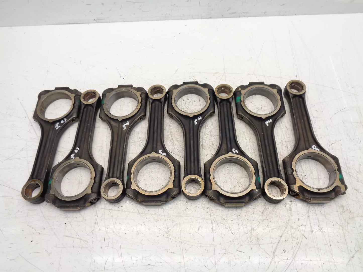 biela biela Mercedes-Benz CLS C219 W211 S211 5.0 500 113.967 8 unidades