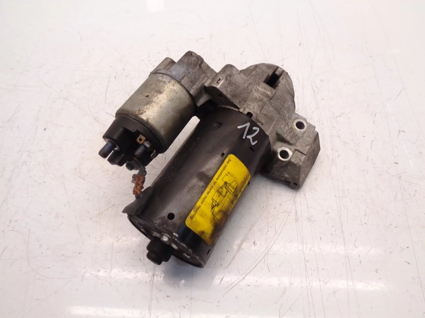 Motor de arranque BMW 2,0 520d N47D20C N47 8506657