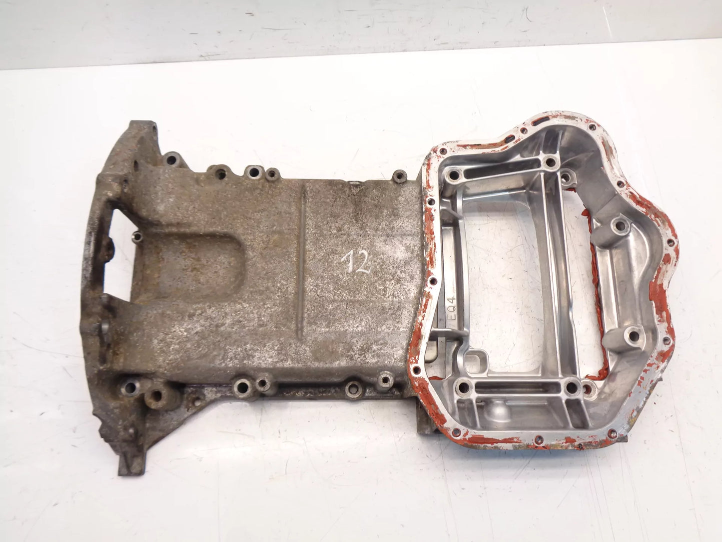 La Parte Superior Del Cárter De Aceite Nissan 2,2 dCi Diesel YD22DDTI YD22 EQ4 WA5