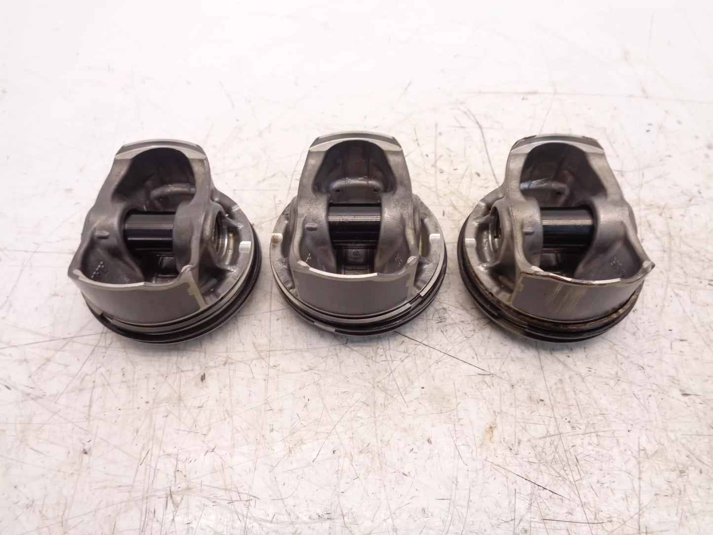 Pistón Peugeot 1,6 Hybrid 5GQ EP6FADTXHPD C3R 1629117680