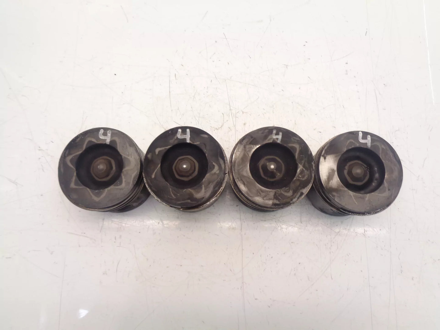 pistones BMW Serie 1 E87 E88 Serie 3 E90 E91 2.0 D N47 N47D20A 0840BB 8396 4 unidades