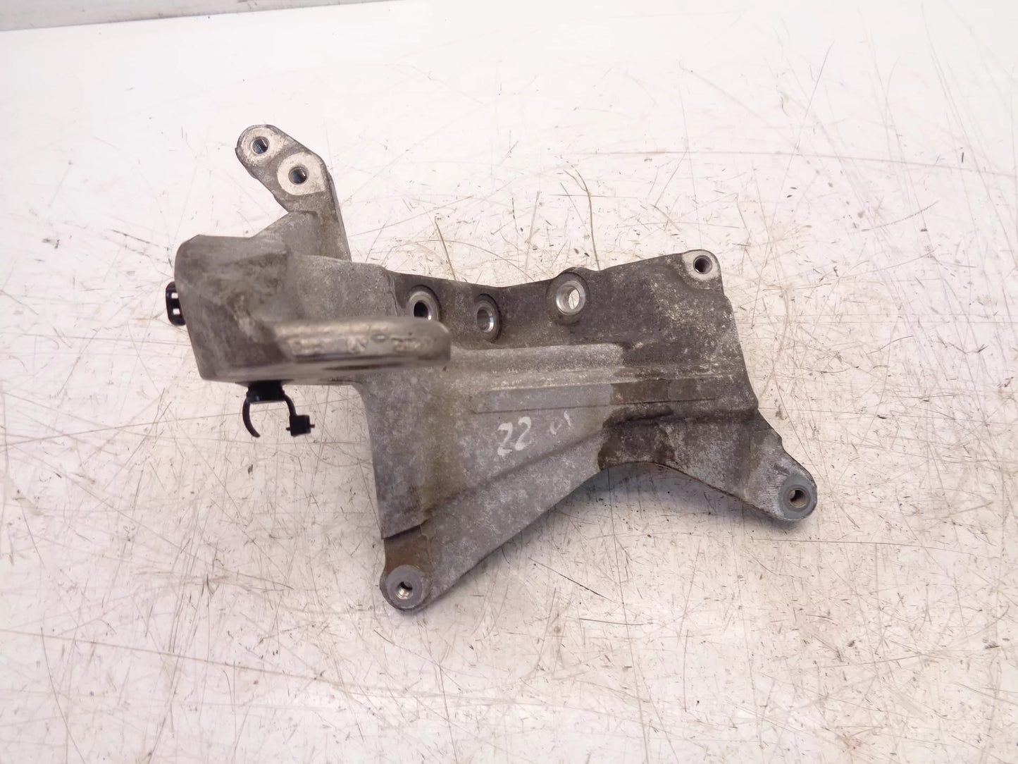 Soporte Mercedes-Benz 2,0 d OM654.920 A6542241000