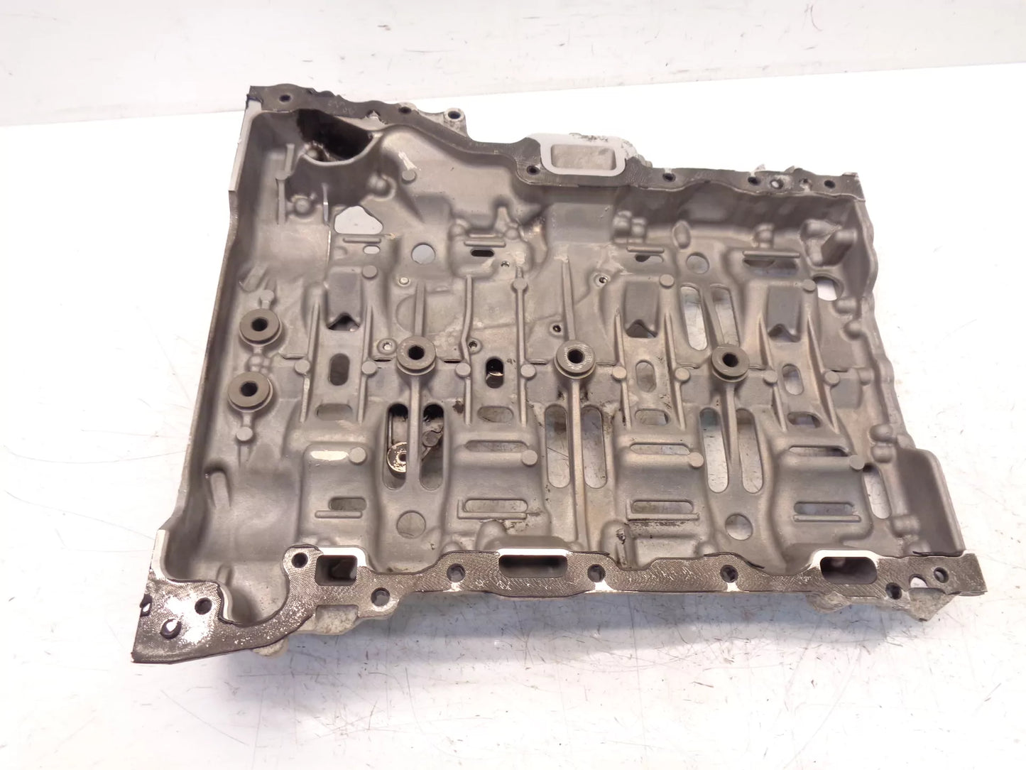 Cárter de aceite Mercedes-Benz 2,0 d OM654.920 A6540106805 A6540149100