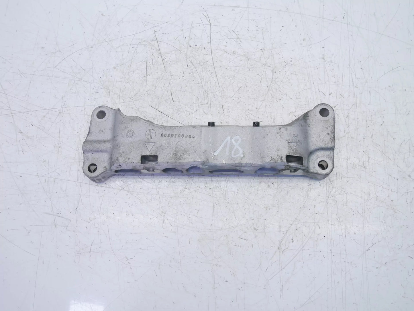 Soporte Peugeot 1,6 Hybrid4 5GB 5G06 EP6FADTX 9820507080