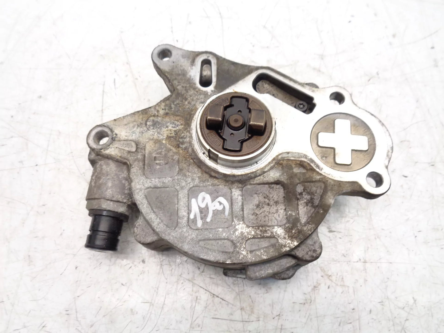 Bomba de vacío Audi Seat Skoda Volkswagen 1,6 TDI CAYC CAY 03L145100G