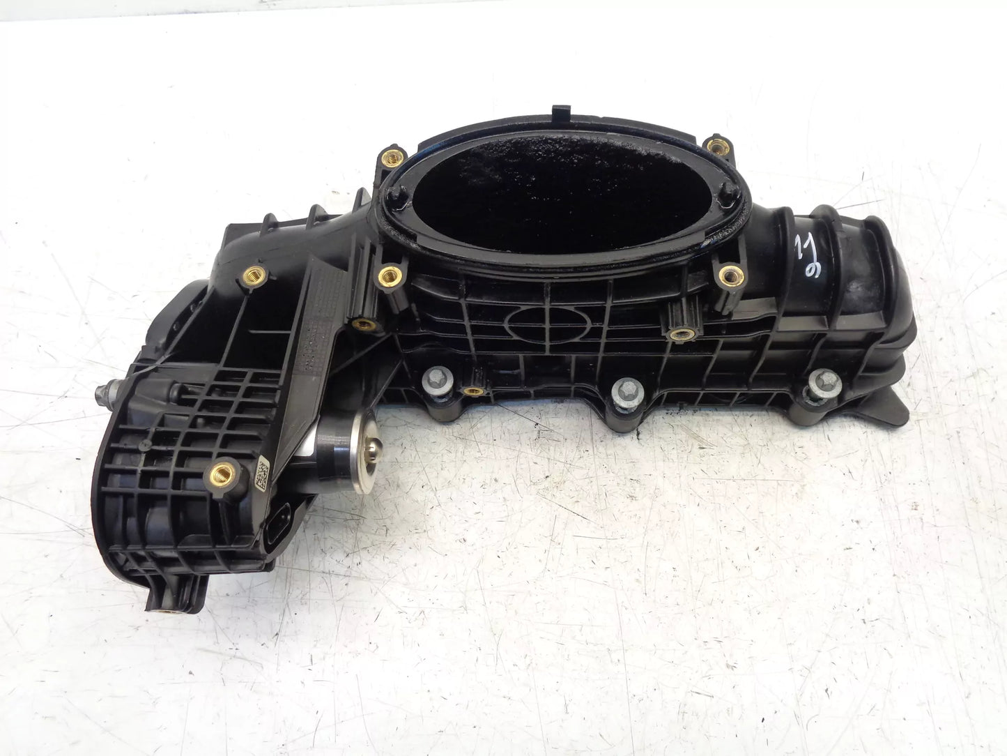 Colector de admisión Mercedes-Benz 2,2 CDI OM651.911 A6510900037