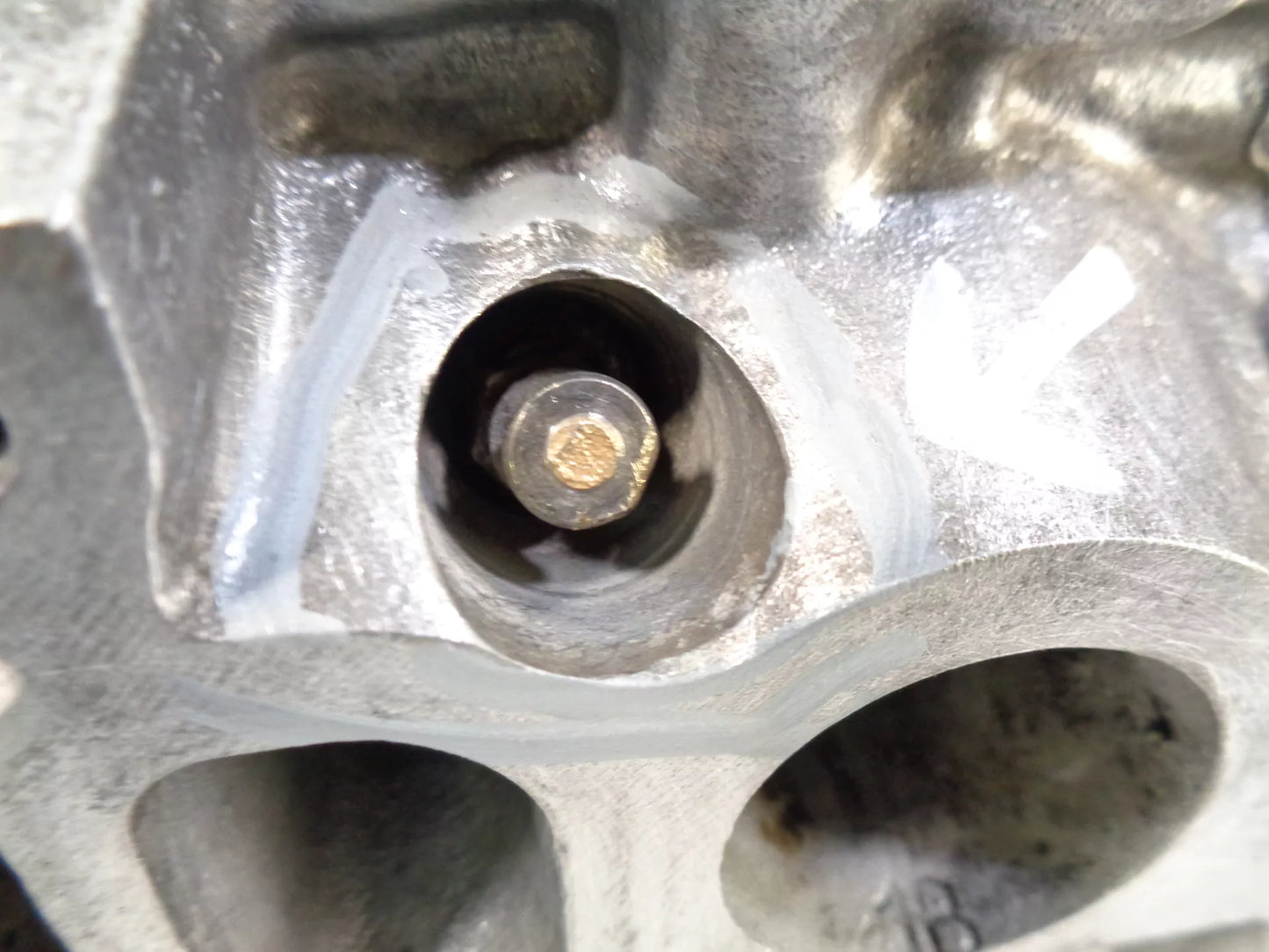Culata BMW X5 G05 F95 3,0 D xDrive B57D30A B57 8571121 beschädigt