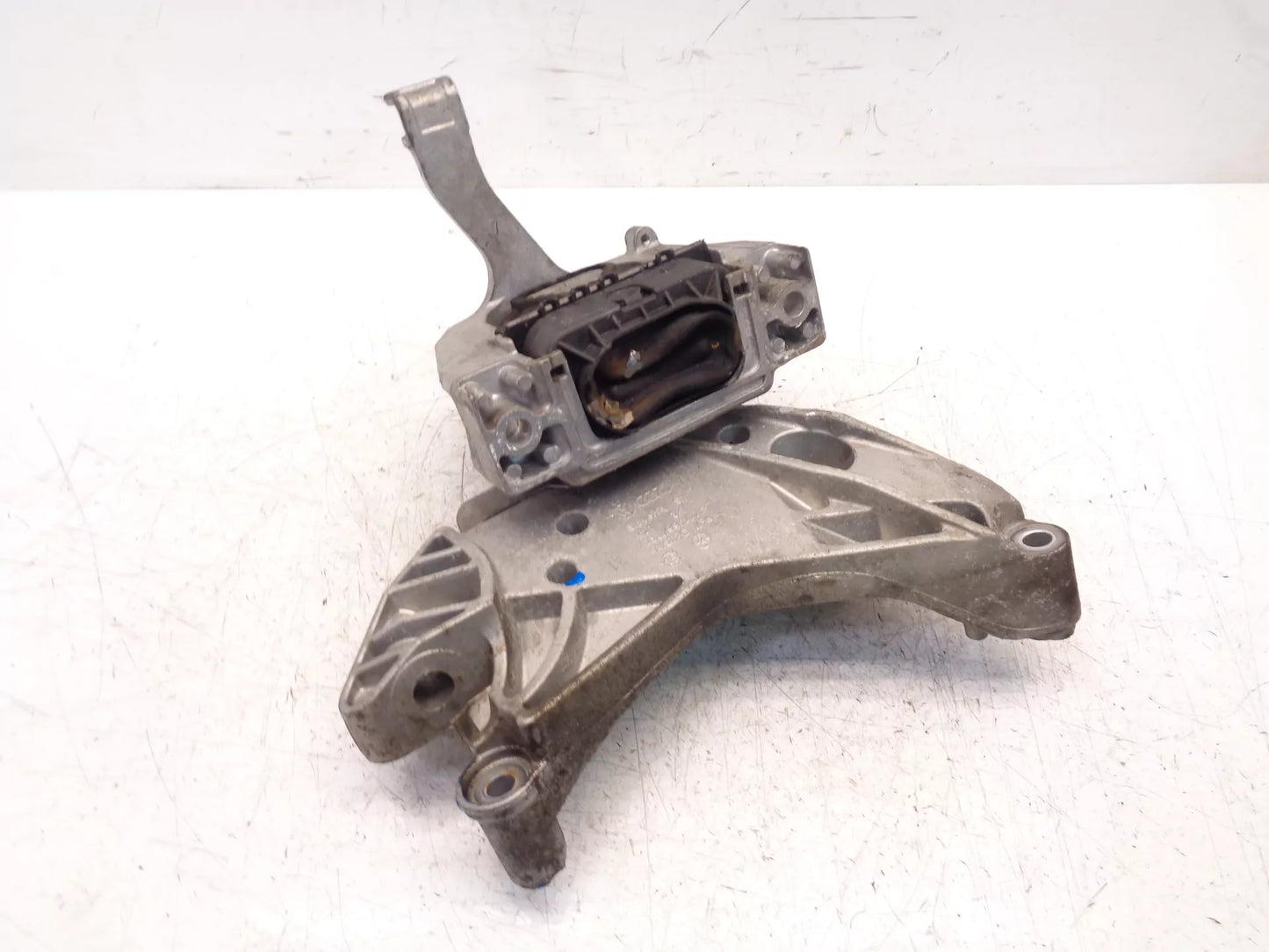 Soporte Volkswagen Audi 2,0 TFSI DJHA DJH 5Q0199262BK