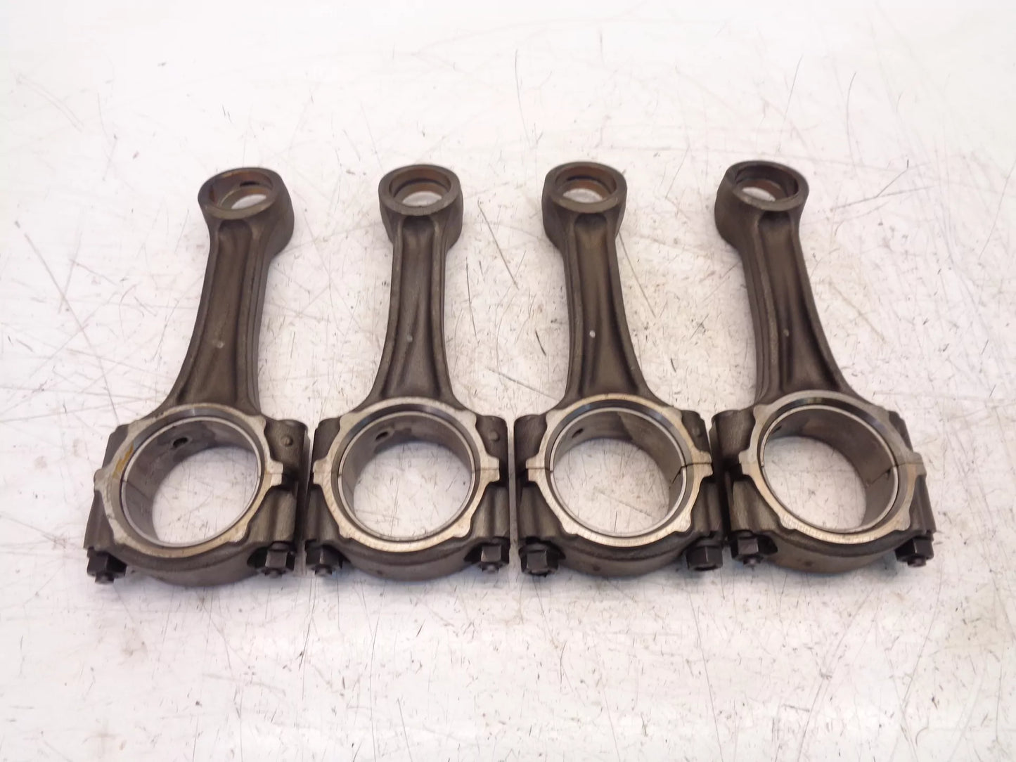 biela Mitsubishi 3,2 DI-D 4M41 ME191368 4 unidades