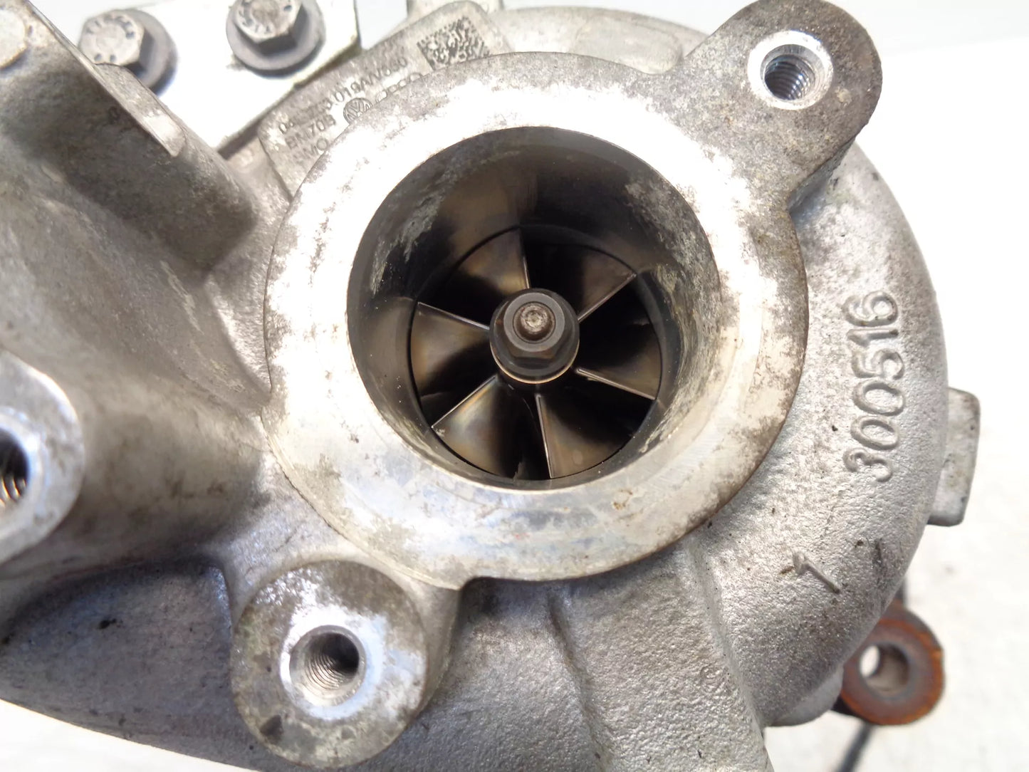 Turbocompresor Audi A4 8K A5 8F Q5 8R 2.0 TDI Diesel CSUA CSU 04L253019A