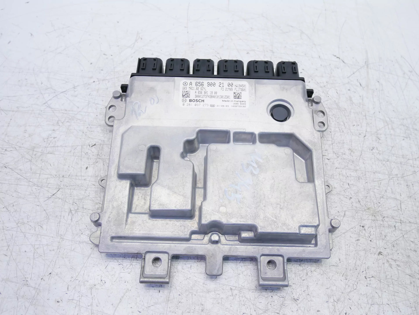 Unidad de control Mercedes-Benz 3,0 OM656.929 A6569002100