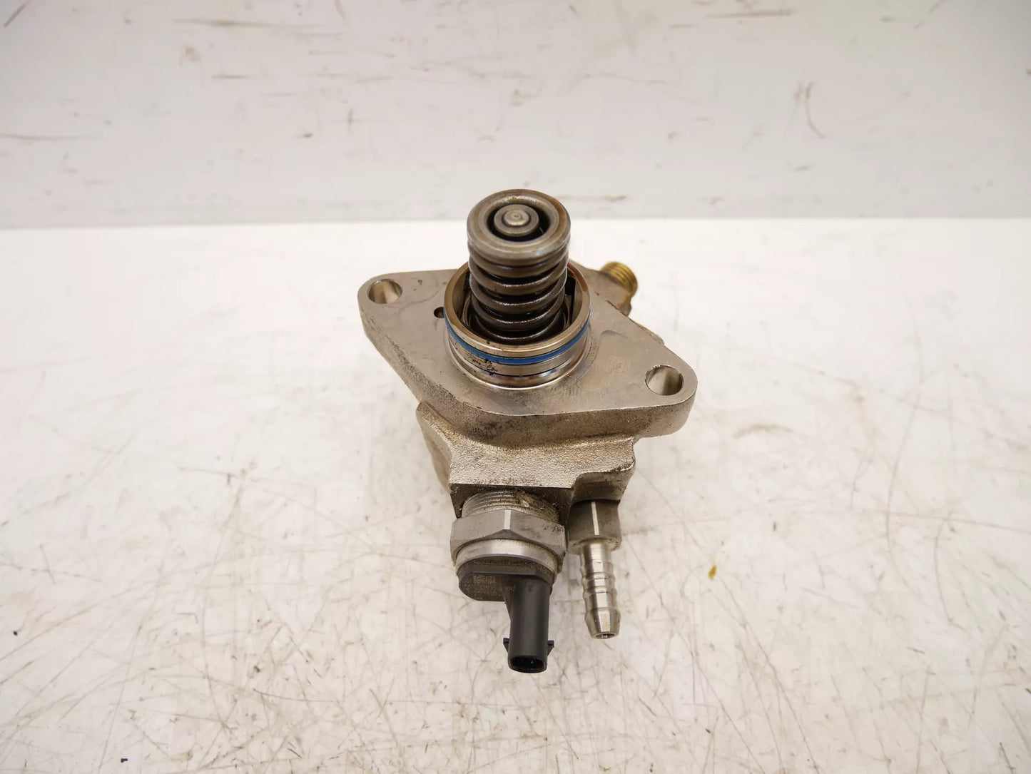 Bomba de combustible Volkswagen Skoda Seat 1,2 TSI CJZC CJZ 04E127026AT