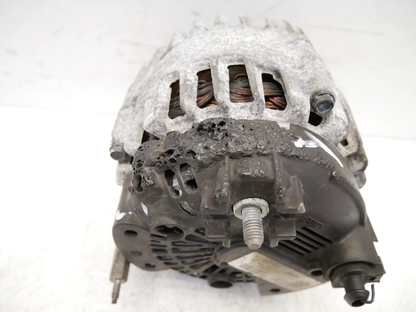 Alternador Audi 1,6 TDI Diesel DDYA DDY 04L903021D