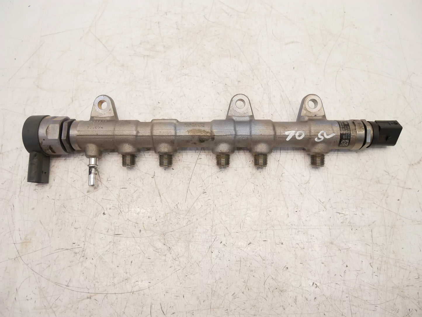 Rampa inyectora BMW 2,0 20d B47C20B B47 0445214371