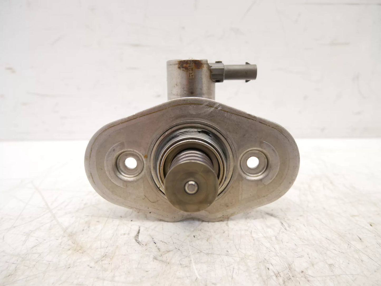 Bomba de combustible BMW 2,0 i N20B20A 8604229