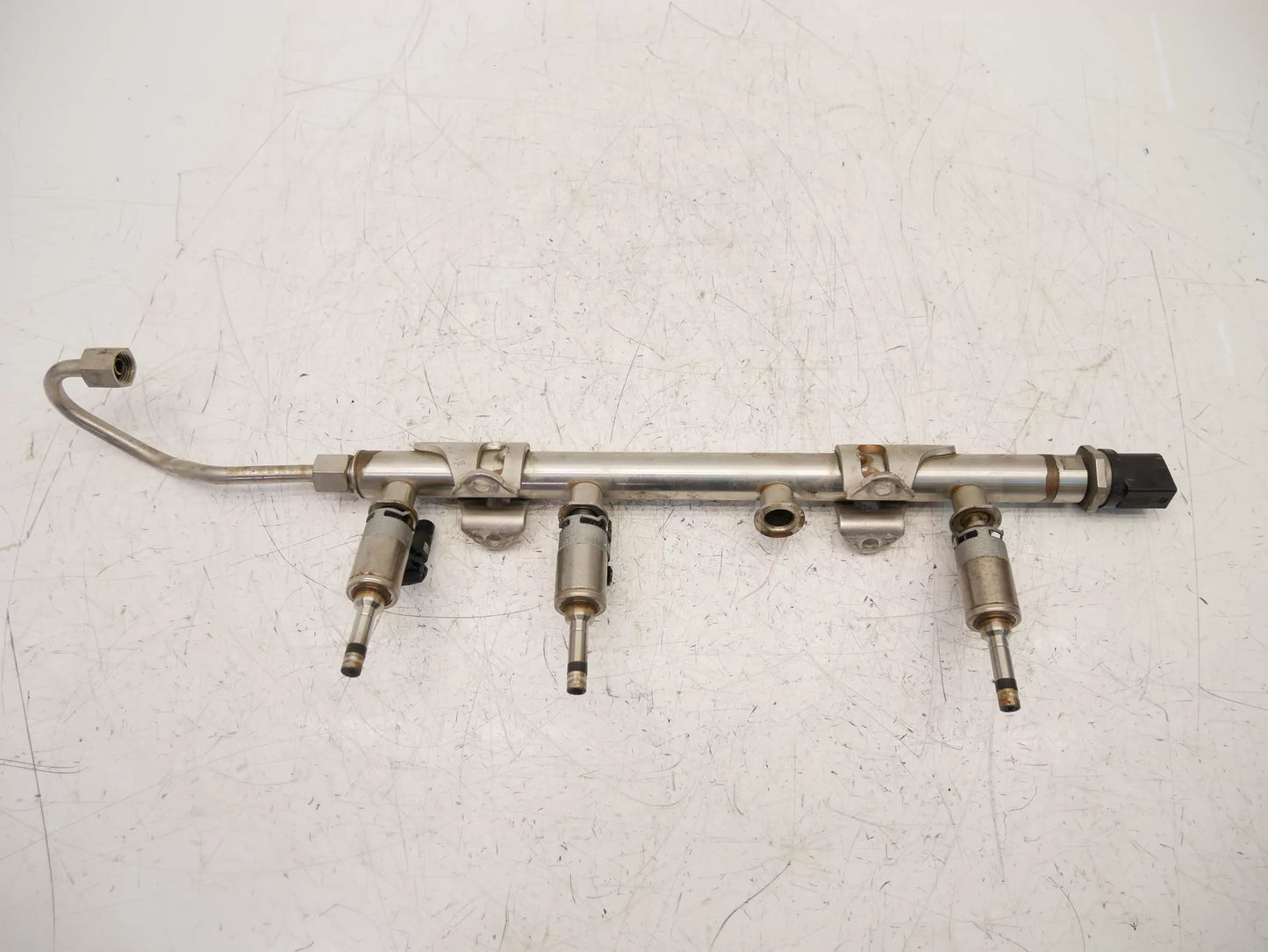 Rampa de inyectores Audi Seat Skoda Volkswagen 1,4 TSI CZEA CZE 04E133320D