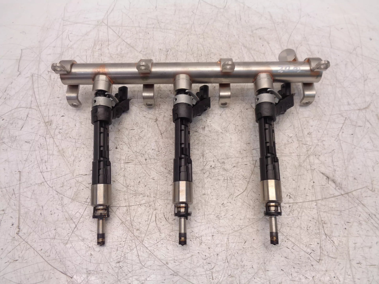 Rampa de inyectores Audi 3,0 CWG CWGD 06M133315L 06M906036D