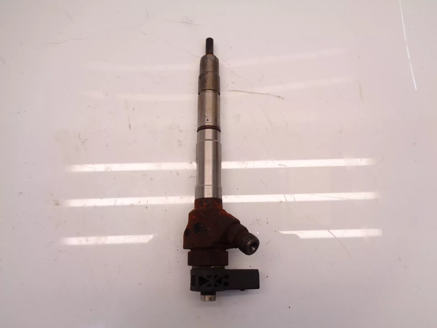 Inyector boquilla de inyección Audi A4 B8 A5 8T Q5 2.0 TDI CNHC CNH 04L130277AE