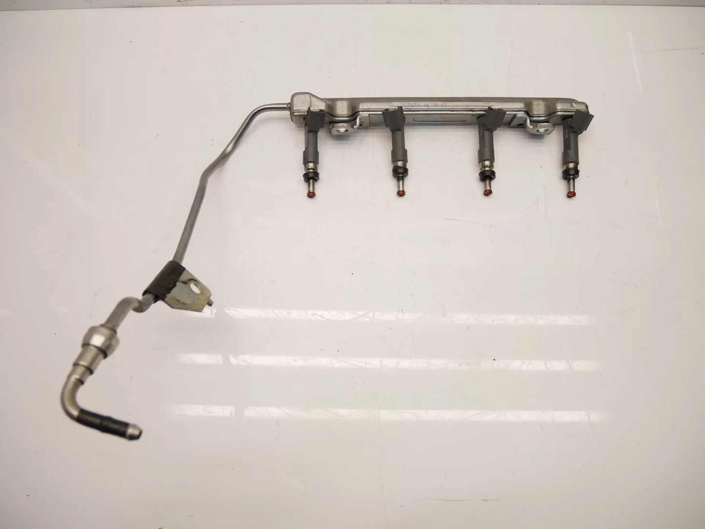 Rampa de inyectores Toyota 1,8 Hybrid 2ZR-FXE 23250-0T110