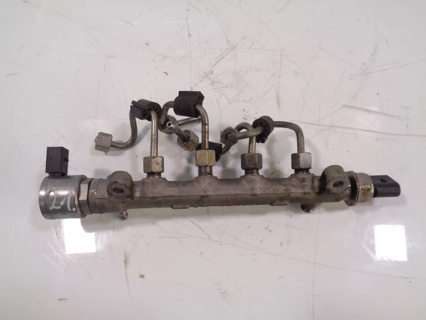 Rampa inyectora Volkswagen 2,0 TDI DFS DFSB DFSD 04L089G