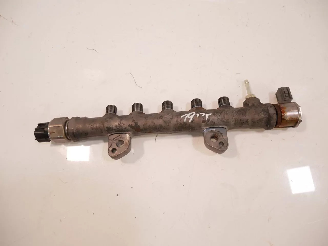 Rampa inyectora Toyota 2,4 D 4WD 2GD 2GD-FTV 8945820051