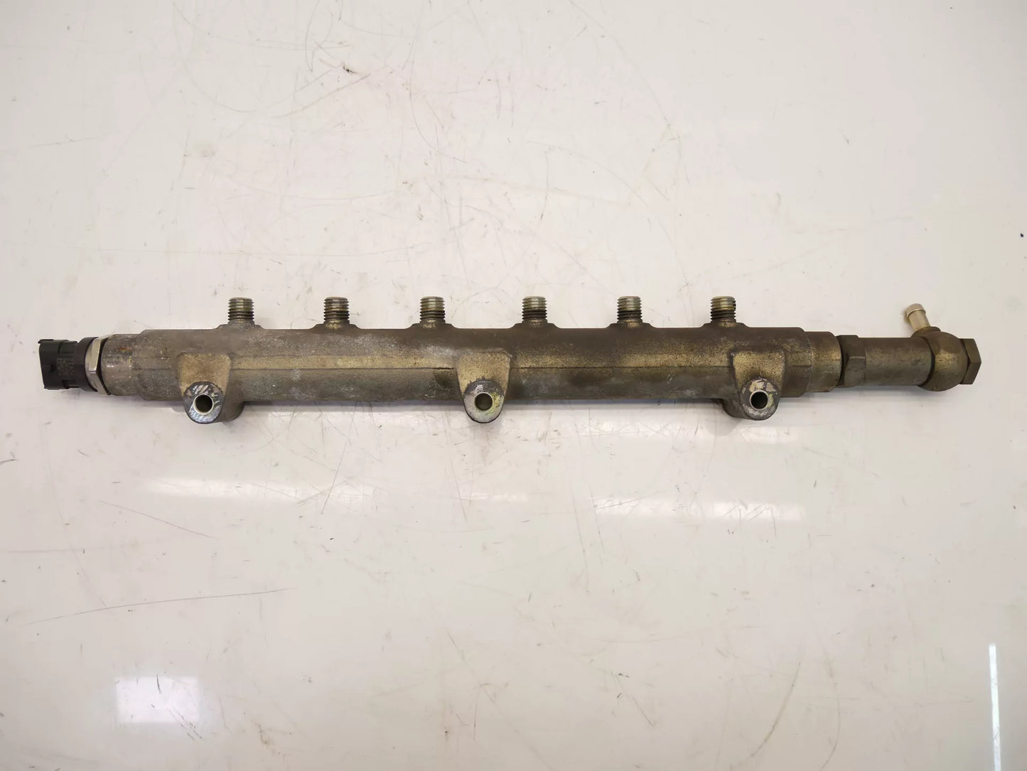 Rampa inyectora Volvo 2,4 D5 AWD D5244T 30622085 0445215015