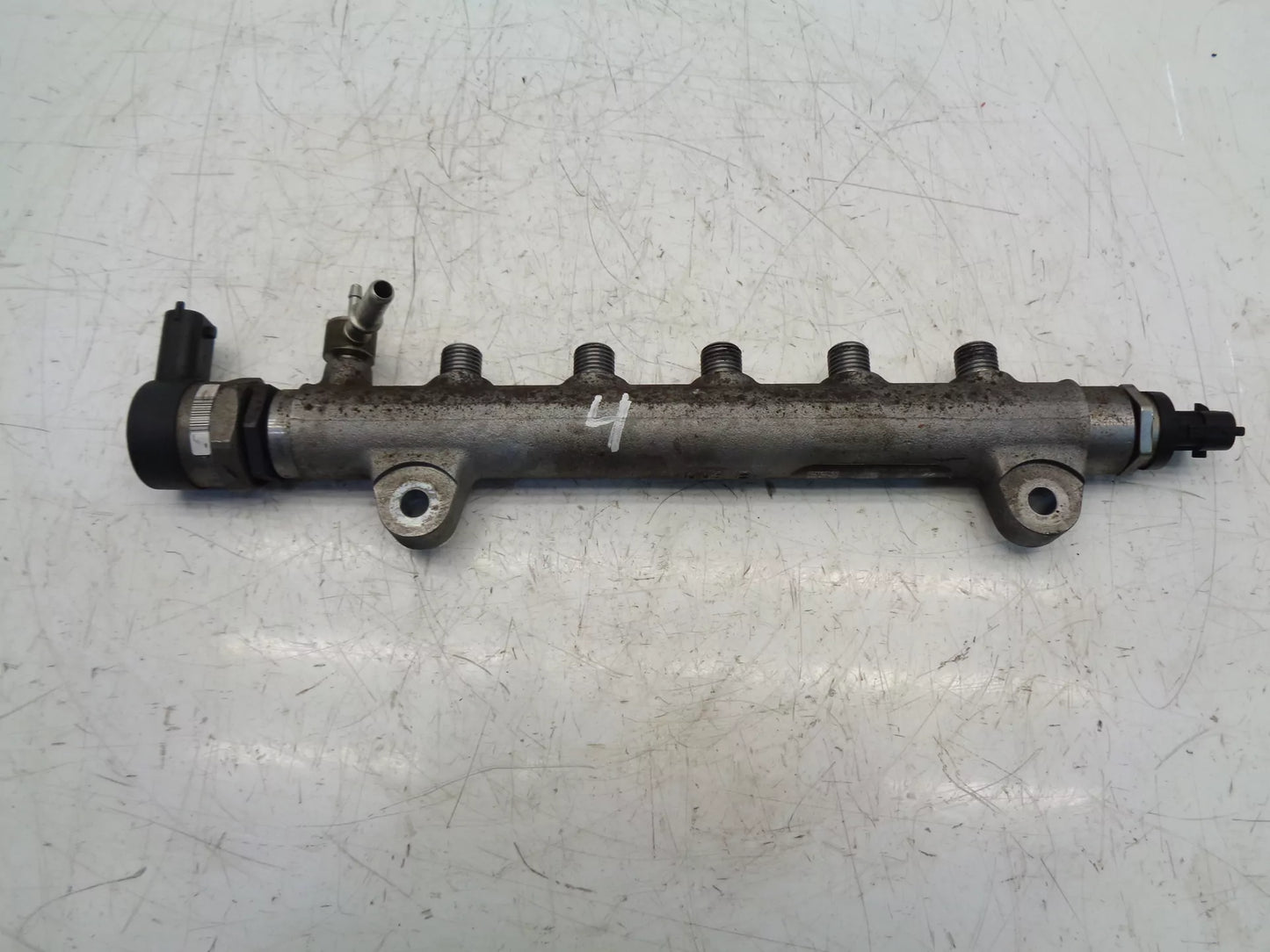 Rampa inyectora Kia 1,6 CRDI Diesel D4FB 0445214111