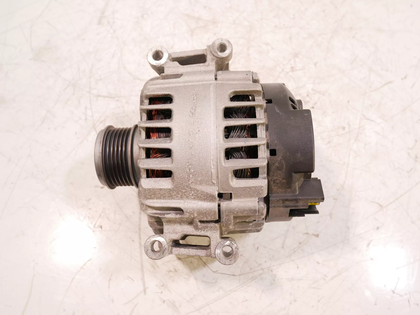 Alternador Audi 2,0 TFSI Quattro DNFD DNF 06K903026C
