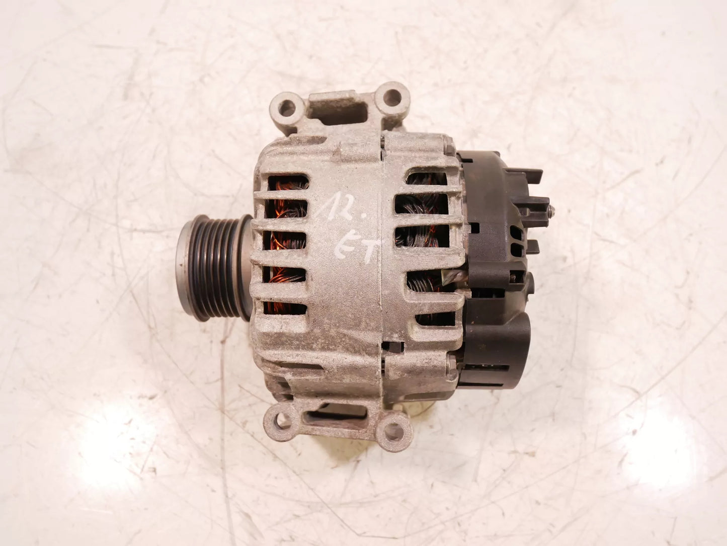 Alternador Audi 2,0 TFSI Quattro DNFD DNF 06K903026C