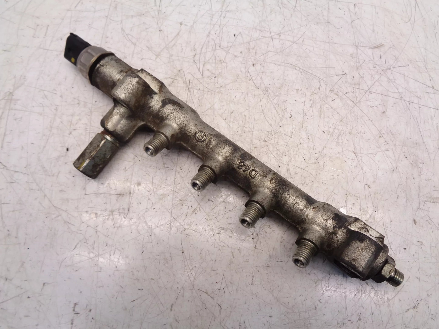 Rampa inyectora Opel Vauxhall 1,7 CDTI A17DTS A17 14013478730