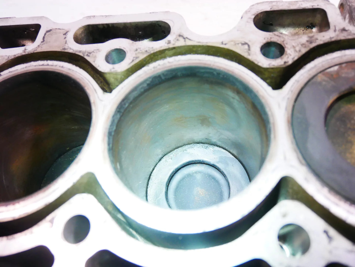 Cigüeñal Pistón Ford Fiesta 1,6 TDCI Diesel TZJA 1867726