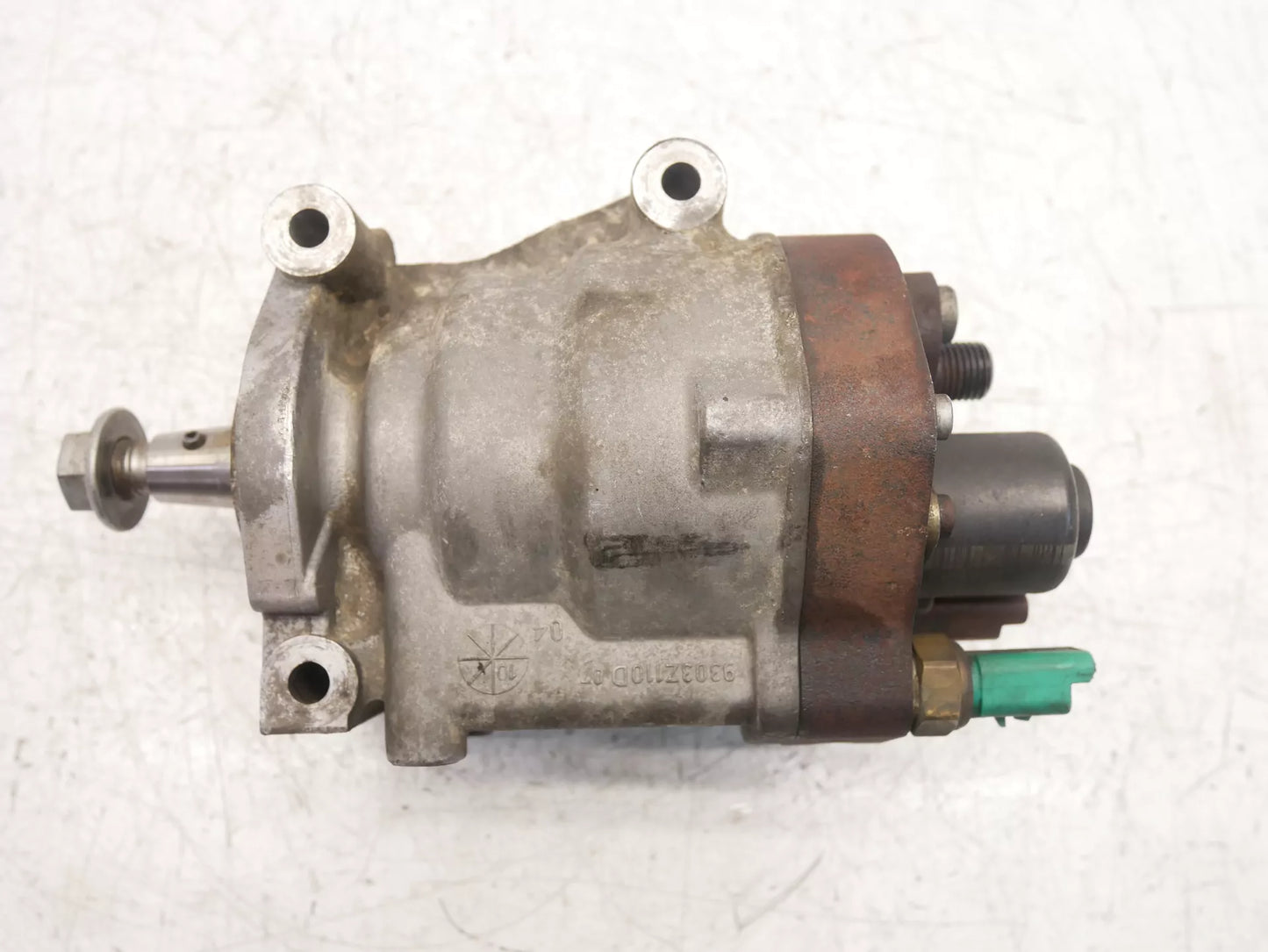 Bomba de alta presión Nissan Peugeot Renault Micra Clio II 1.5 D K9K704 820057225