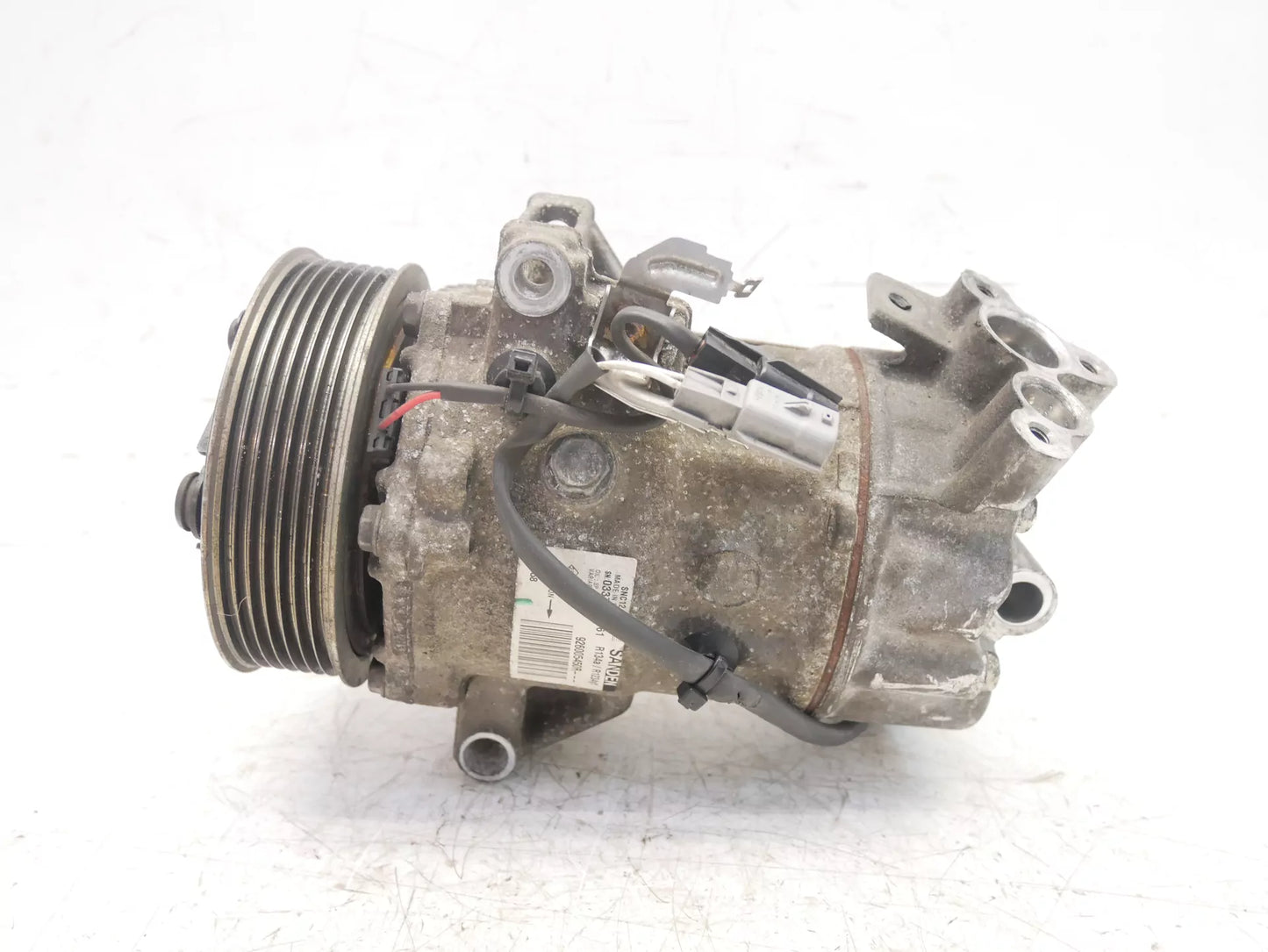 Compresor de aire acondicionado Dacia Renault Duster Captur 1.0 TCe H4D450 H4D 926005450R