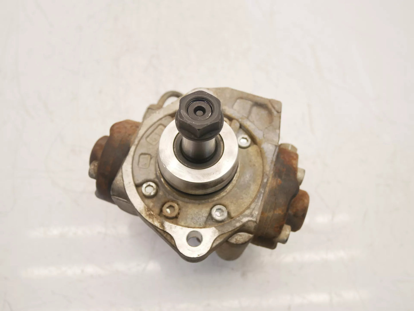 Bomba de alta presión Opel Astra K B16 1.6 CDTI B16DTE LWQ 55495426