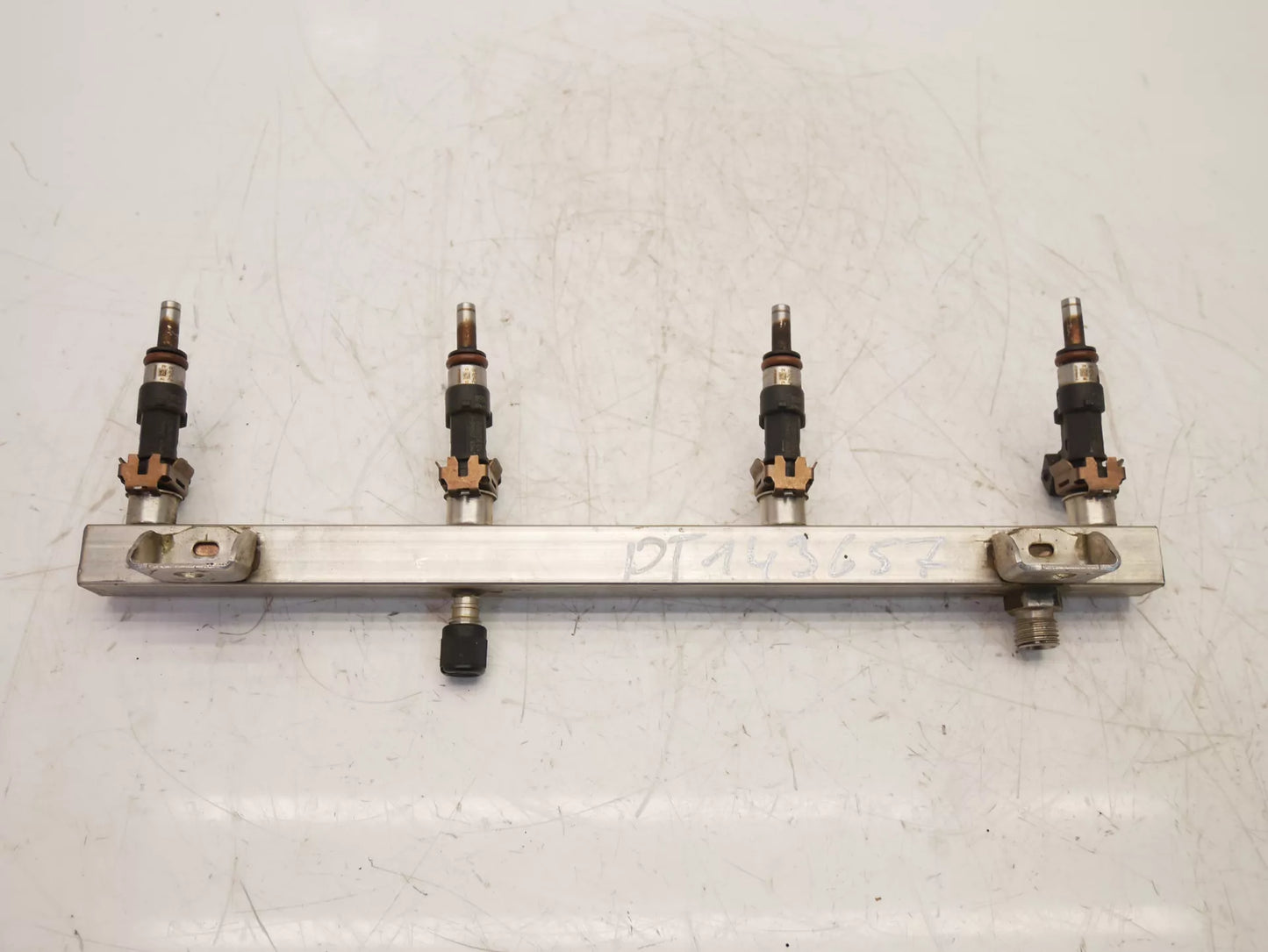 Riel inyector Maserati Quattroporte V 4.2 V8 M139A M139 M139P 0280151227