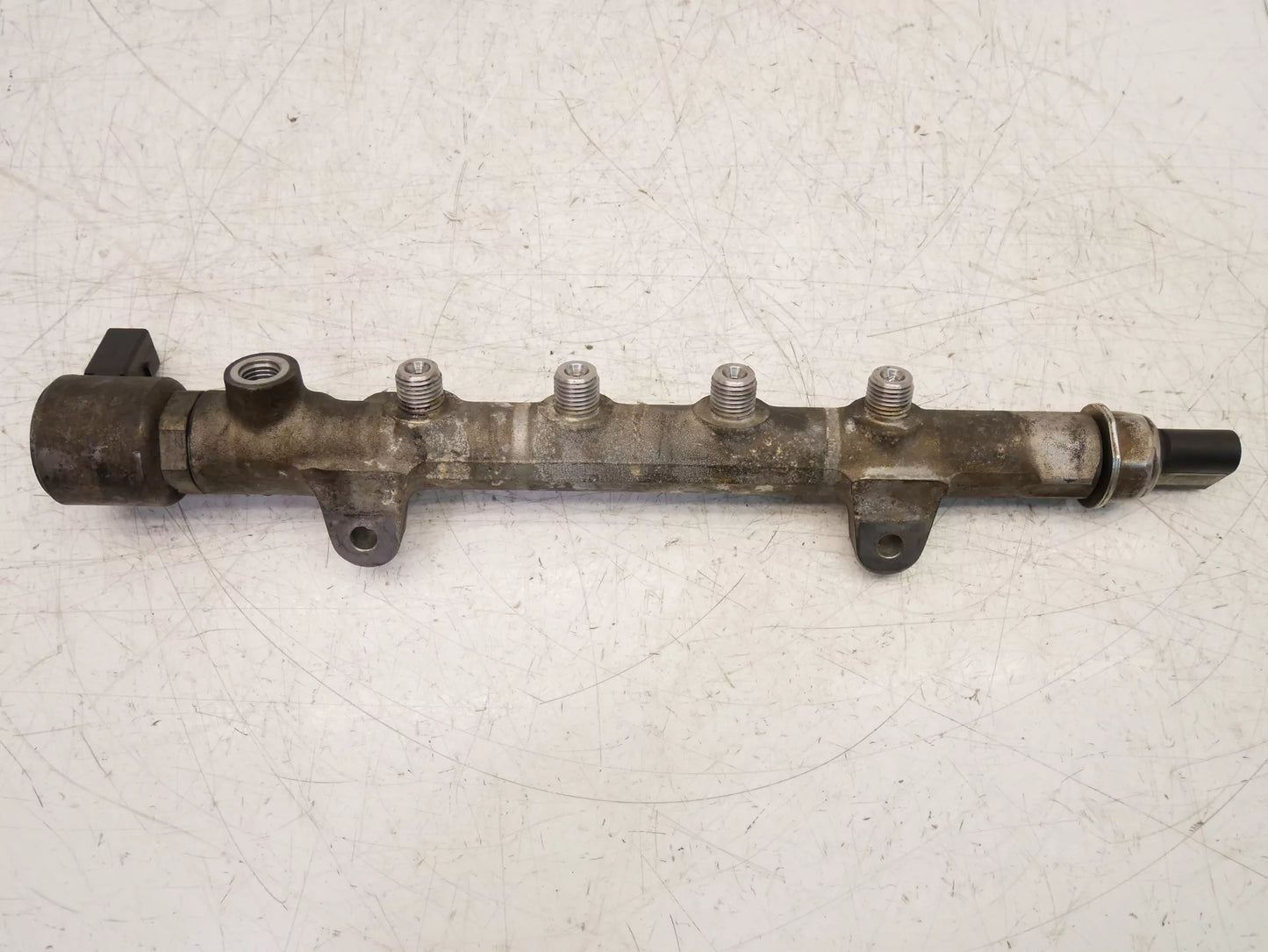 Rampa inyectora Mercedes-Benz 2,2 CDI OM651.921 651.921