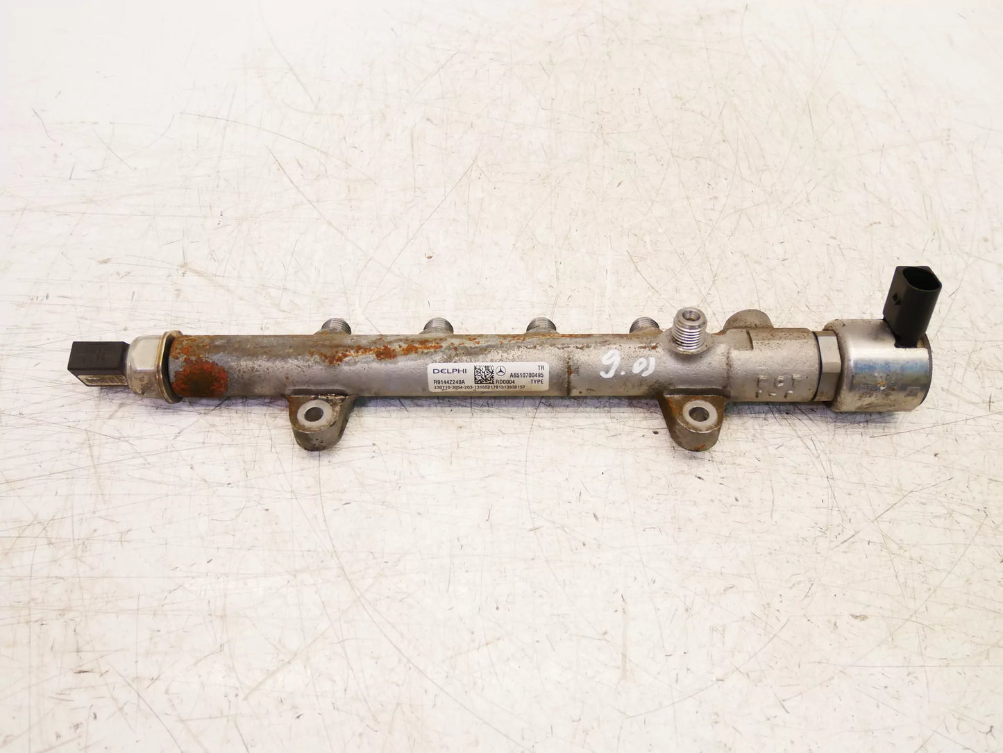 Rampa inyectora Mercedes-Benz 2,2 CDI OM651.955 651.955 A6510700495