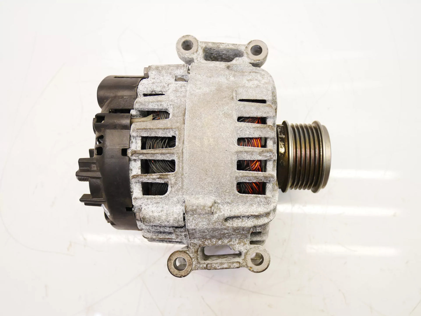Alternador Audi 2,0 40 TFSI gasolina DKZC DKZ 06J903023D