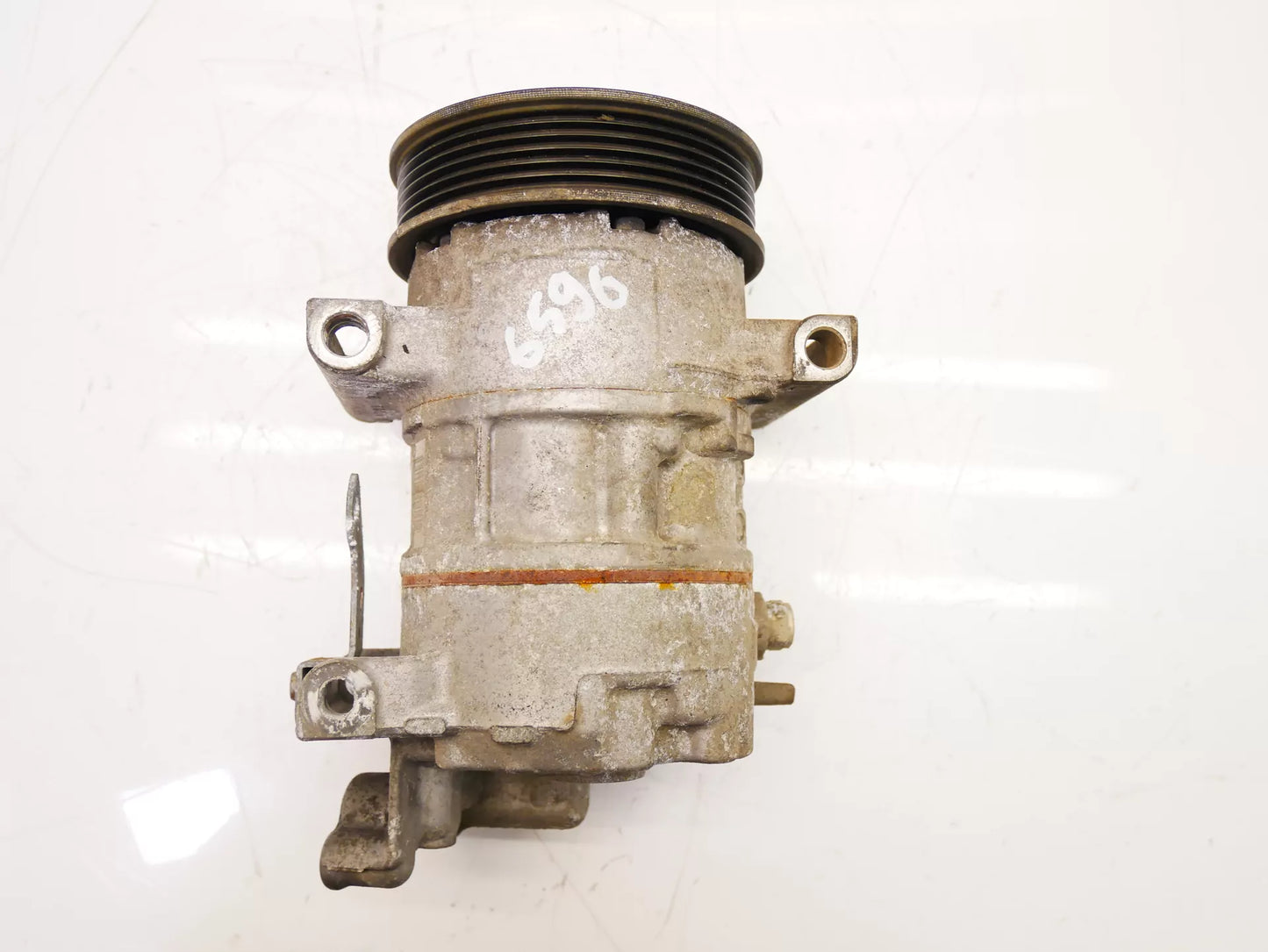 Compresor de aire acondicionado – Peugeot 208 CA 1.2 VTI gasolina HMZ EB2 EB2F HM01 9672247080