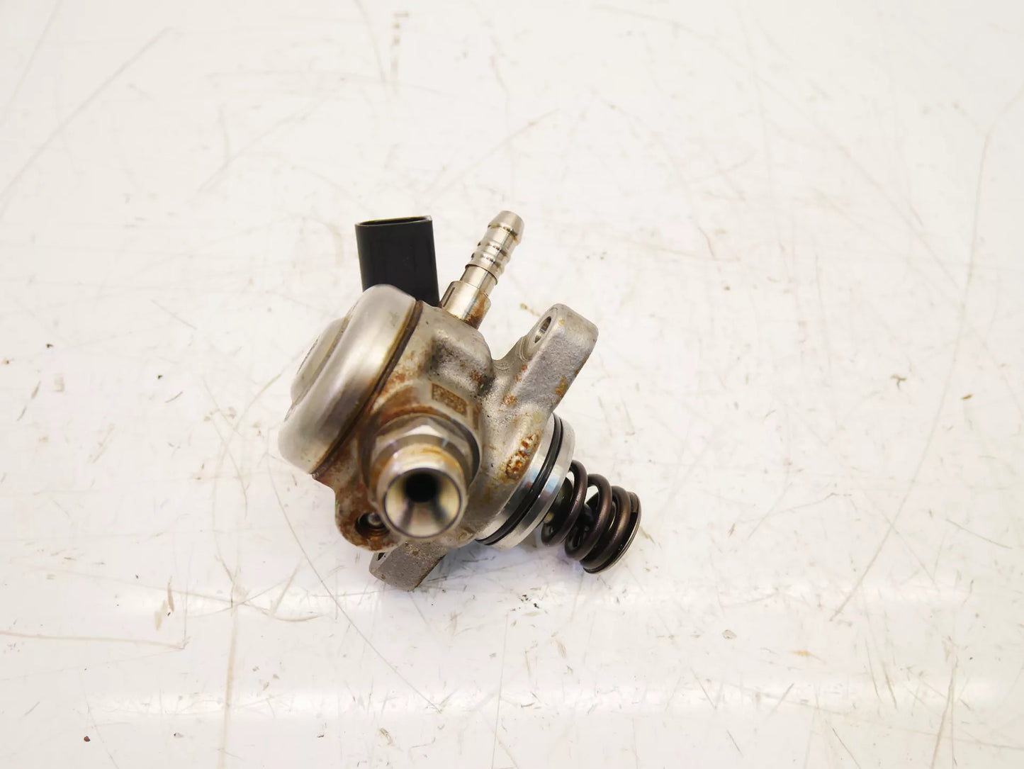 Bomba de combustible Audi Seat Skoda Volkswagen 1,0 TSI gasolina DKL 04E127027N