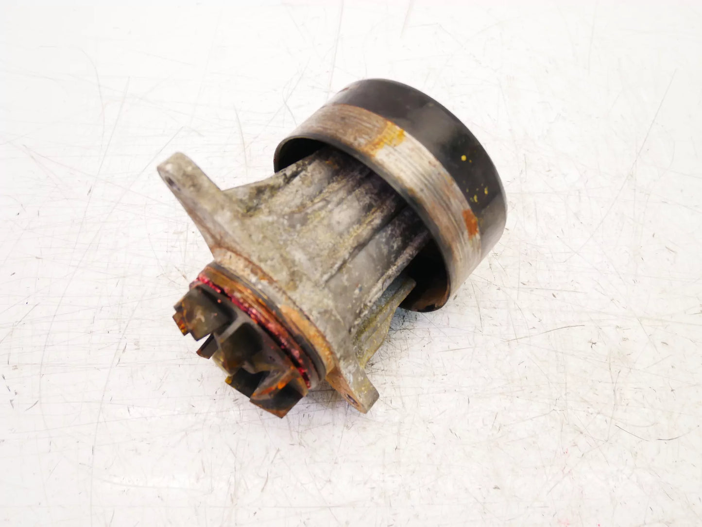 Bomba de agua Jaguar 3,0 D Diesel 306DT AJTDV6 4R8C-9509AC