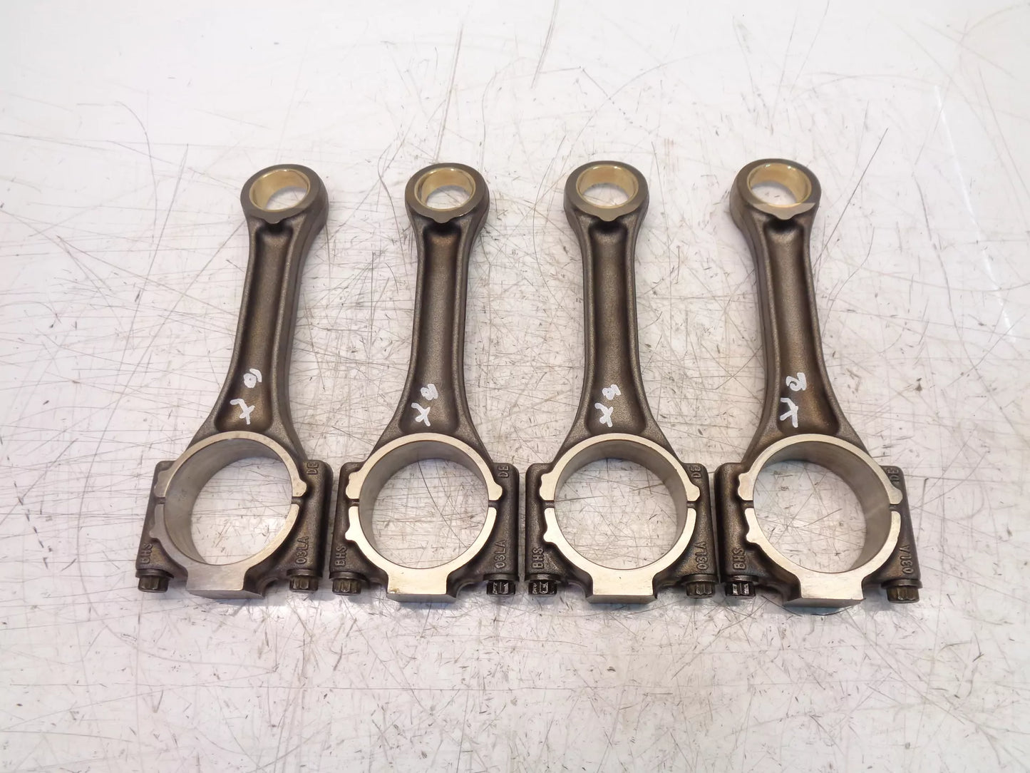 bielas biela Audi Seat Skoda Volkswagen A3 Leon 1,6 TDI CLHA CLH 03LA 4 unidades