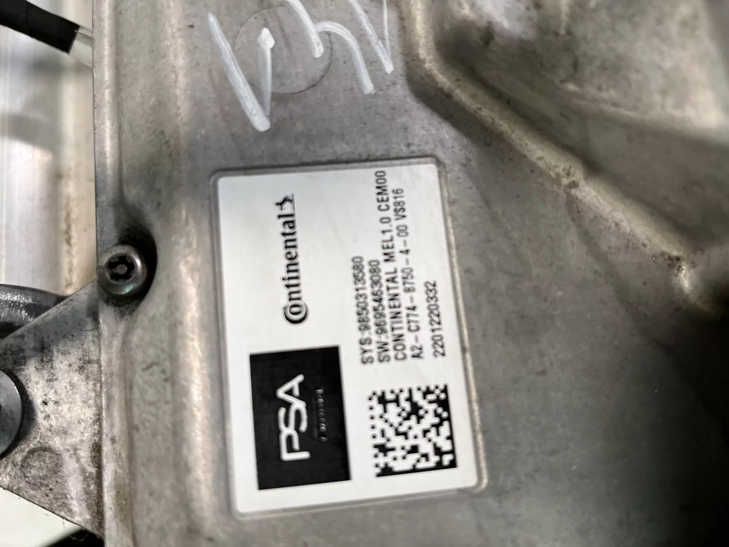 Motor eléctrico Opel Corsa F Corsa-e ZKX ZK01 9850313580 9695463080