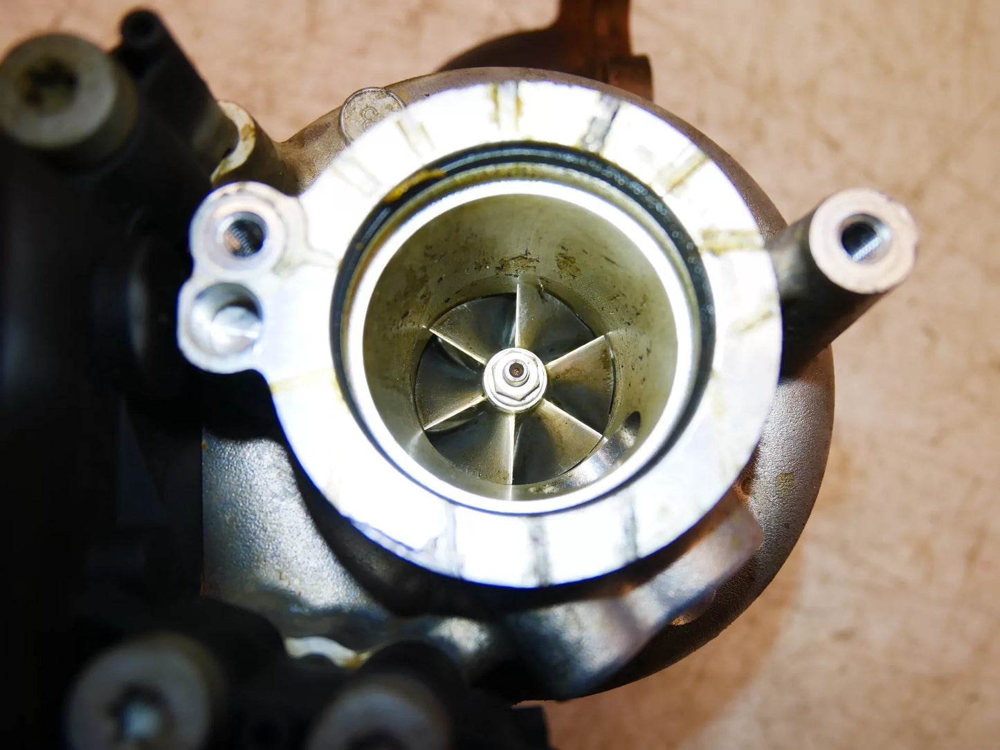 Turbocompresor Skoda Octavia Fabia Kodiaq Karoq 1,5 TSI gasolina DPCA 05E145701K