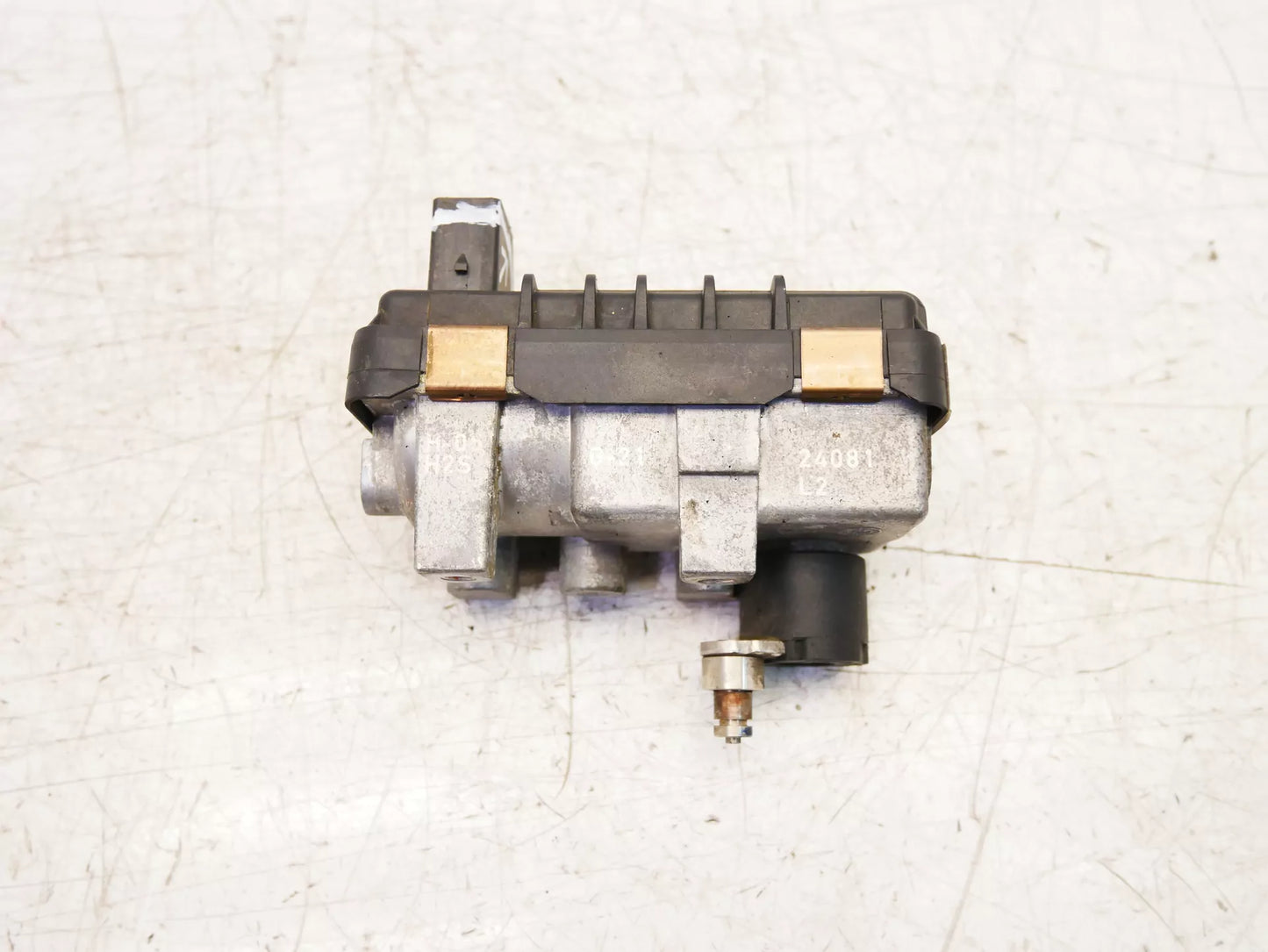 Actuador Audi 3,0 TDI CCWA CCWB CCW 767649 6NW009550