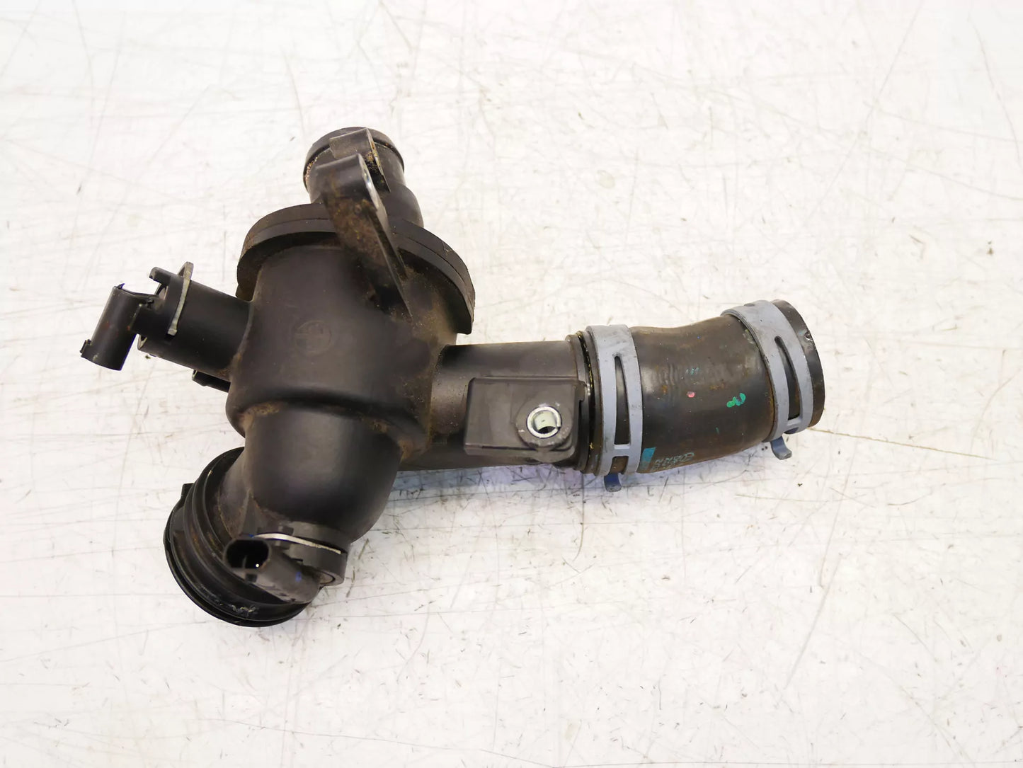 Carcasa de termostato Mercedes-Benz 2,2 CDI OM651.911 651.911 A6512000615