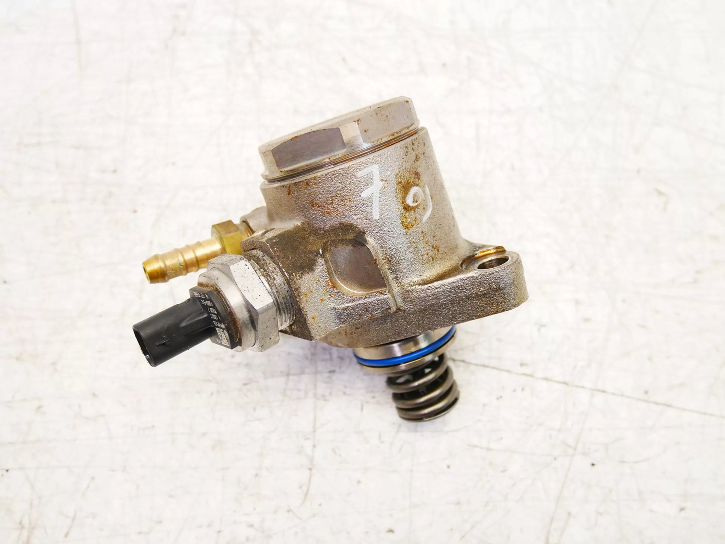 Bomba de combustible Seat Skoda Volkswagen 1,0 TSI CHZC CHZ 04E127026BB